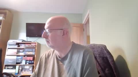 DutchUncleJohn online show from November 2025 09:09:01 AM
