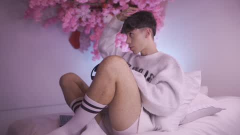 Snapshot of dwayne_xx chatting on December 2024 09:22:02 PM Dwayne xx online show from December 2024 09:22:02 PM