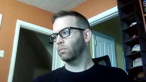 Snapshot of dweav240 chatting on May 2026 01:52:02 PM dweav240 online show from May 2026 01:52:02 PM
