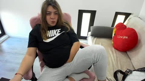 Snapshot of dyanakaylin chatting on April 2026 05:16:01 AM dayana online show from April 2026 05:16:01 AM