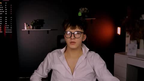 dylan_bold online show from October 2025 07:22:01 PM