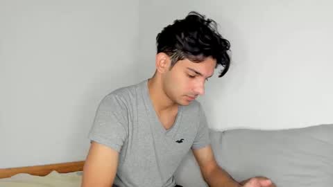 Snapshot of dylan_hoot chatting on November 2025 07:05:02 PM Dylan online show from November 2025 07:05:02 PM