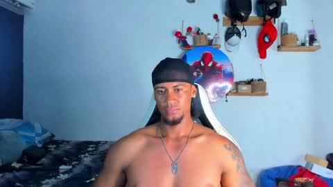 Snapshot of dylan_jake1 chatting on April 2026 12:11:02 AM Dylan online show from April 2026 12:11:02 AM