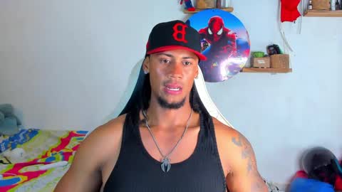 Snapshot of dylan_jake1 chatting on May 2026 01:58:01 AM Dylan online show from May 2026 01:58:01 AM