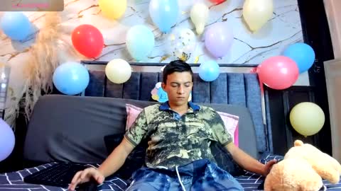 Snapshot of dylan_scott20 chatting on March 2026 12:16:01 PM dylan_scott20 online show from March 2026 12:16:01 PM