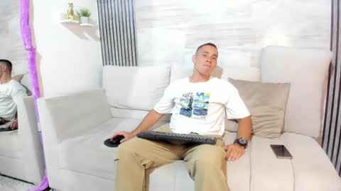 dylan_viper online show from May 2026 03:04:02 AM