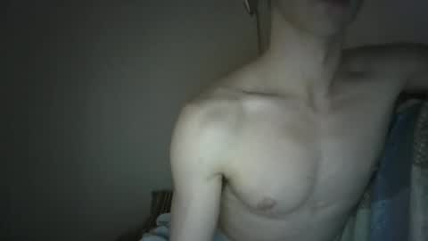 Snapshot of dylan_x0x0 chatting on June 2026 01:42:02 PM dylan_x0x0 online show from June 2026 01:42:02 PM