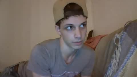 Snapshot of dylan_x0x0 chatting on July 2026 05:23:01 AM dylan_x0x0 online show from July 2026 05:23:01 AM