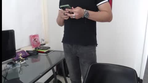 dylanhot10 online show from December 2024 07:03:02 PM