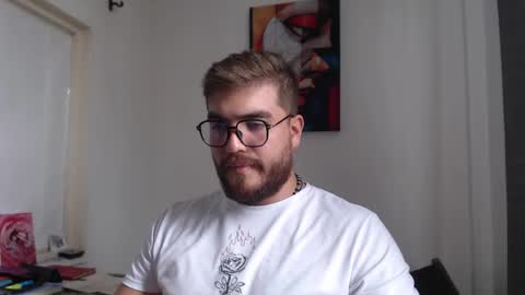 dylanhot10 online show from February 2025 08:41:01 PM