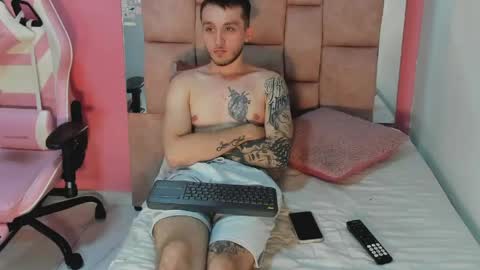 ---DYLAN--- online show from April 2026 02:38:02 AM