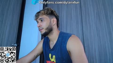 Snapshot of dylanxfun chatting on October 2025 08:51:02 PM dylanxfun online show from October 2025 08:51:02 PM
