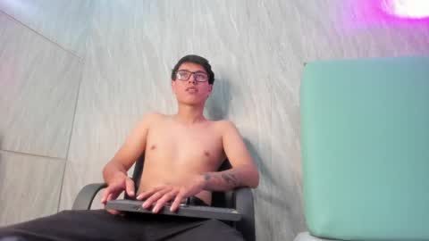 dylanxscot online show from May 2026 11:51:02 AM