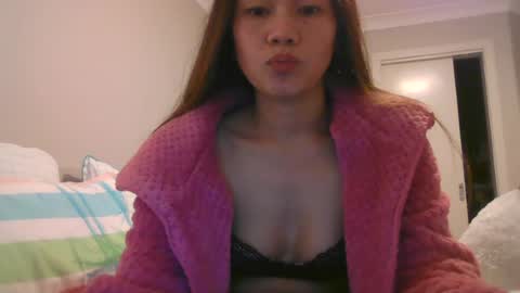 Snapshot of dylene1986 chatting on July 2026 10:44:01 AM dylene1986 online show from July 2026 10:44:01 AM