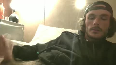 Snapshot of dylp400 chatting on December 2024 01:53:01 AM dylp400 online show from December 2024 01:53:01 AM