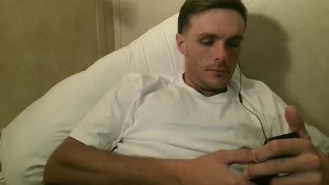 Snapshot of dylp400 chatting on December 2024 11:37:02 AM dylp400 online show from December 2024 11:37:02 AM