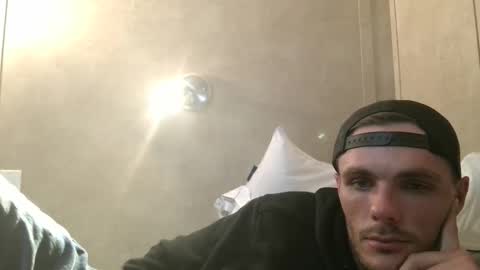 Snapshot of dylp400 chatting on January 2025 04:48:02 PM dylp400 online show from January 2025 04:48:02 PM