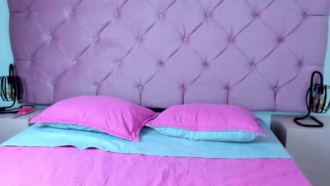 dymoni222 online show from February 2025 04:48:02 PM