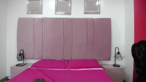 dymoni222 online show from March 2025 01:39:01 PM