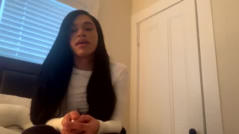 Dynasty online show from February 2025 09:40:01 PM