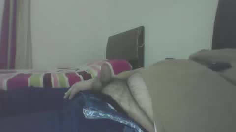 Snapshot of e1myk chatting on March 2025 04:11:02 PM e1myk online show from March 2025 04:11:02 PM