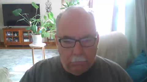 earl52 online show from September 2025 07:14:01 PM