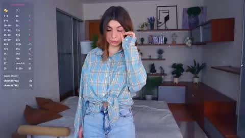 Emma online show from December 2025 06:43:01 AM