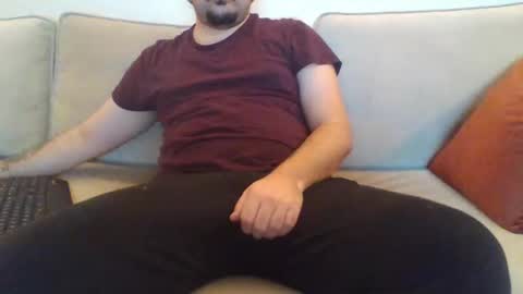 EastanbuL online show from January 2025 11:56:02 PM