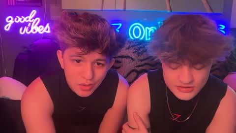 eastinwestin online show from February 2026 08:37:02 AM