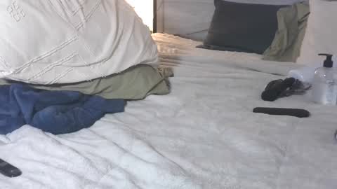 easybreezy69 online show from September 2025 10:10:01 PM