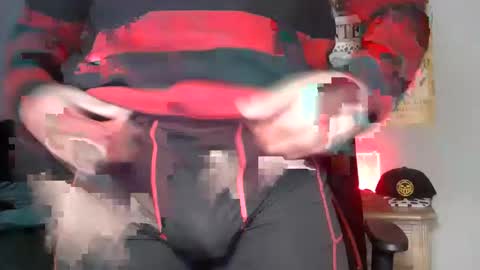 Snapshot of easybreezy20 chatting on February 2026 06:39:02 AM TWITTER INSTAGRAM easybreezy20 ONLINE 1230 AM TO 7AM online show from February 2026 06:39:02 AM