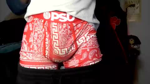 Snapshot of easybreezy20 chatting on February 2026 06:32:02 AM TWITTER INSTAGRAM easybreezy20 ONLINE 1230 AM TO 7AM online show from February 2026 06:32:02 AM