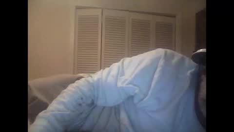 Snapshot of easye4015 chatting on March 2026 10:51:01 AM Easye online show from March 2026 10:51:01 AM