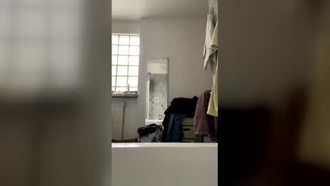 Snapshot of easyfrenchguy chatting on February 2026 12:35:02 PM French Guy online show from February 2026 12:35:02 PM