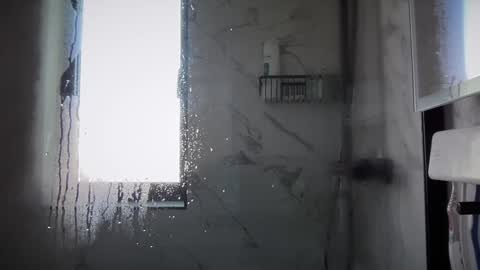 Nadia Ferreira  online show from March 2025 12:01:02 PM