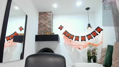      online show from October 2025 12:17:02 PM