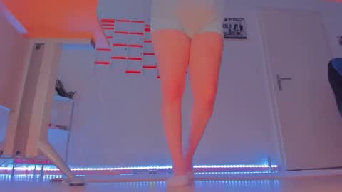 ebikon24 online show from June 2026 06:01:01 PM