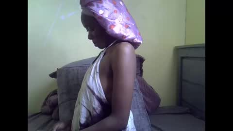 Snapshot of eboniana chatting on April 2026 11:47:02 AM eboniana online show from April 2026 11:47:02 AM