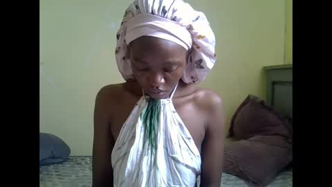 Snapshot of eboniana chatting on April 2026 06:52:01 AM eboniana online show from April 2026 06:52:01 AM