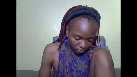 Snapshot of eboniana chatting on April 2026 04:28:02 PM eboniana online show from April 2026 04:28:02 PM