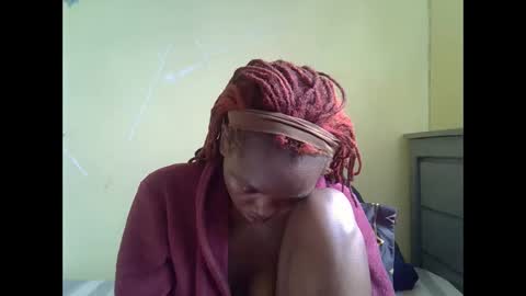 Snapshot of eboniana chatting on May 2026 06:30:01 AM eboniana online show from May 2026 06:30:01 AM