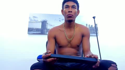 ebons_sexy online show from December 2024 03:22:02 AM