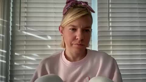 americnbarbie online show from October 2025 12:50:01 PM