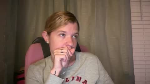 Snapshot of ebony8ivory chatting on May 2026 03:47:02 AM americnbarbie online show from May 2026 03:47:02 AM