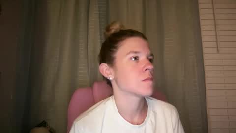 Snapshot of ebony8ivory chatting on May 2026 12:40:01 AM americnbarbie online show from May 2026 12:40:01 AM