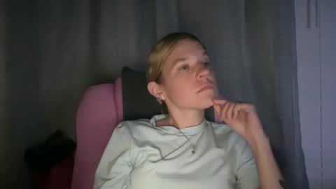 Snapshot of ebony8ivory chatting on May 2026 03:56:01 AM americnbarbie online show from May 2026 03:56:01 AM