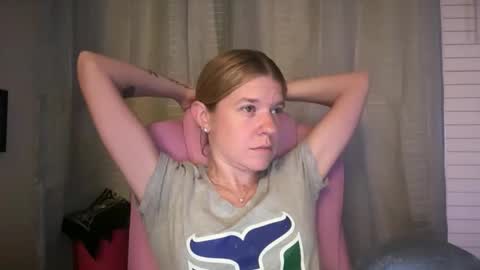 Snapshot of ebony8ivory chatting on May 2026 03:13:01 AM americnbarbie online show from May 2026 03:13:01 AM