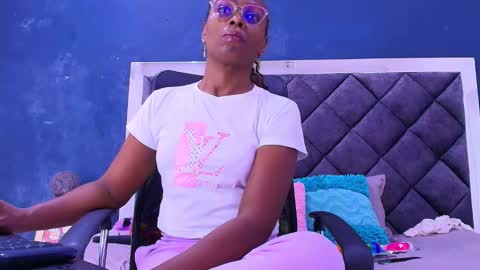 jheim online show from February 2026 12:36:01 PM