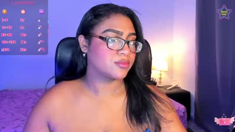 ebony__queen2 online show from April 2026 08:54:01 PM