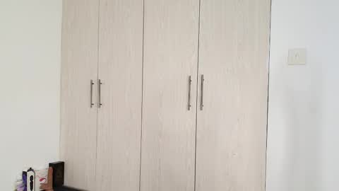 Angelina online show from November 2025 07:05:02 PM